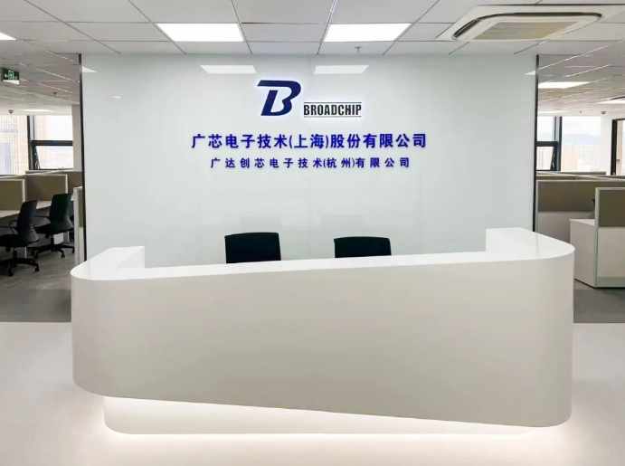 1703636283944929.png image.png