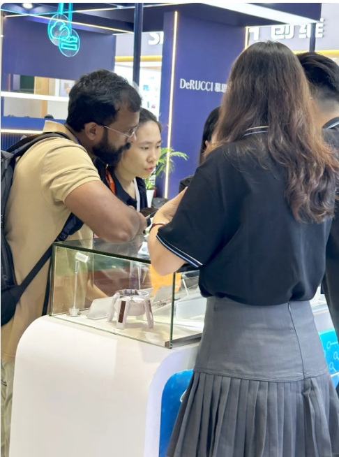 1751856732979701.png image.png